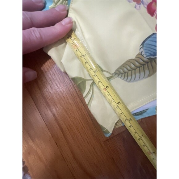 ROARK Shorey 16” Manu Floral Shorts Size Small Multicolor NEW Beach Surf Tropic - Picture 13 of 13